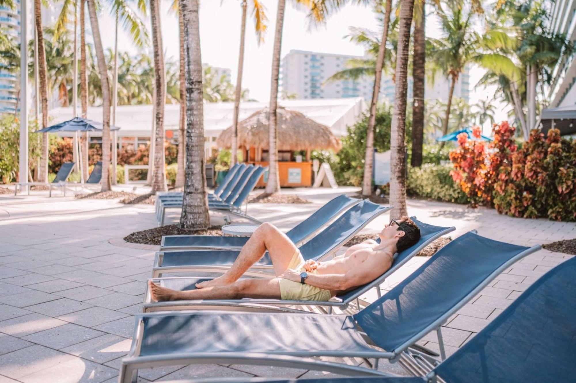 Doubletree Resort Hollywood Beach Bagian luar foto